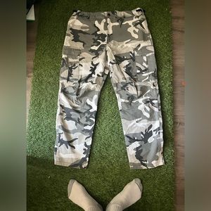 Camo cargos